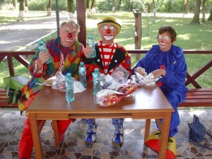 The WWS Team at lunch in Park between shows